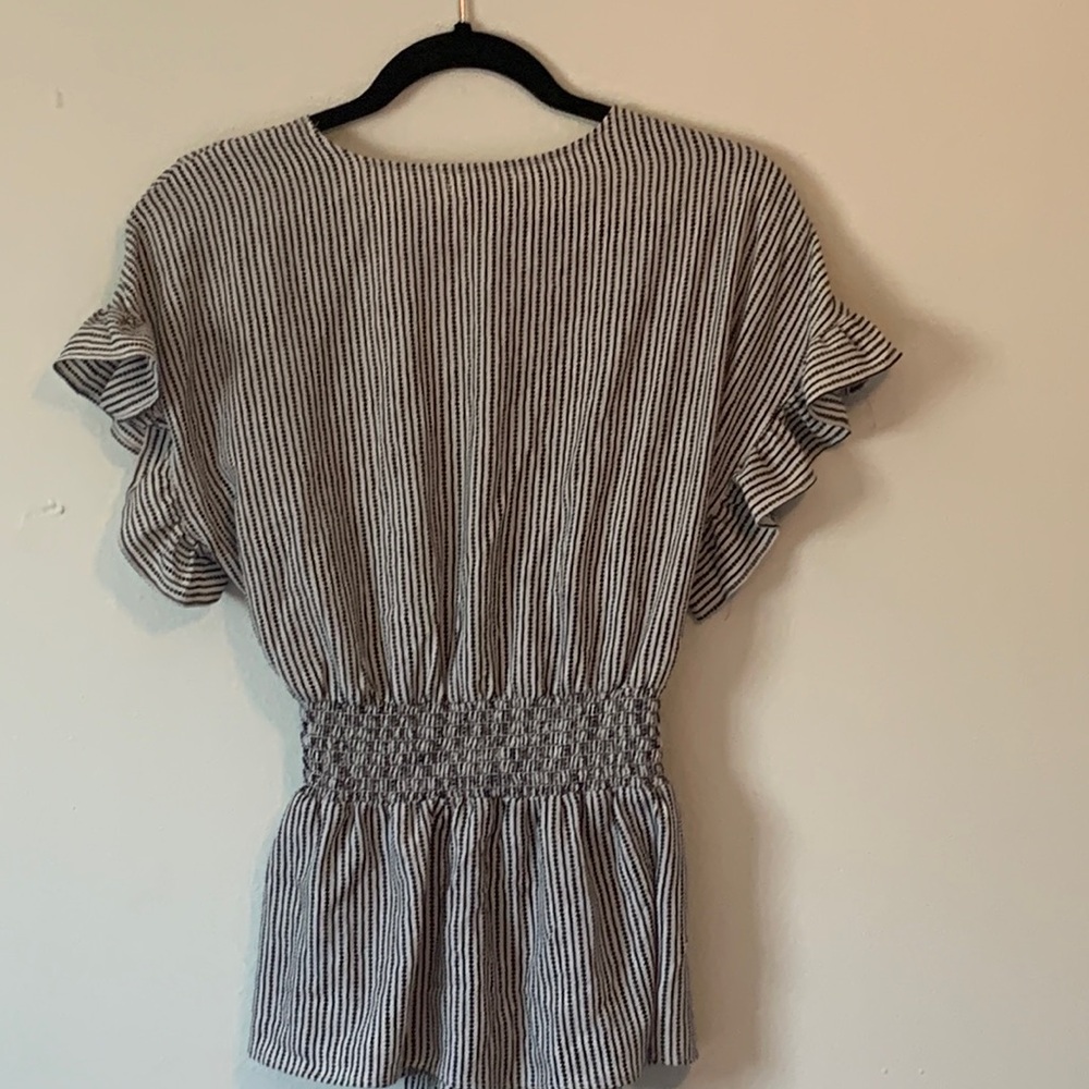 Max Studio Ruffle Top - Picture 2 of 2